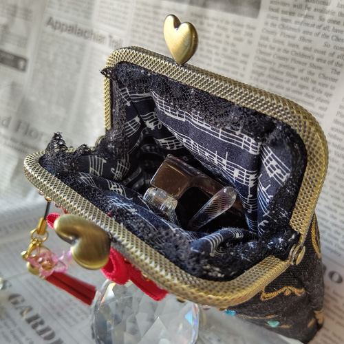 不思議の国のアリス☆がま口 ポーチ タバコ、メガネOK きらきら  