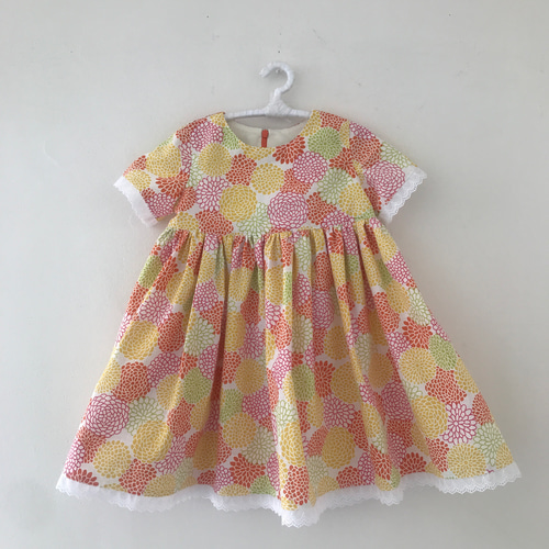 子供服女の子ワンピース size100 菊柄 子供服 Lucy mama 通販｜Creema  