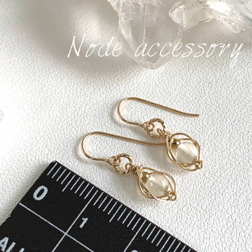 ◇再販◇ K14GF リビアングラス ぷちピアス ピアス（フック