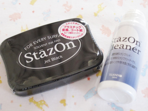 StazOn Jet Black & StazOn Cleaner （スタンプ台・インククリーナー） 1枚目の画像
