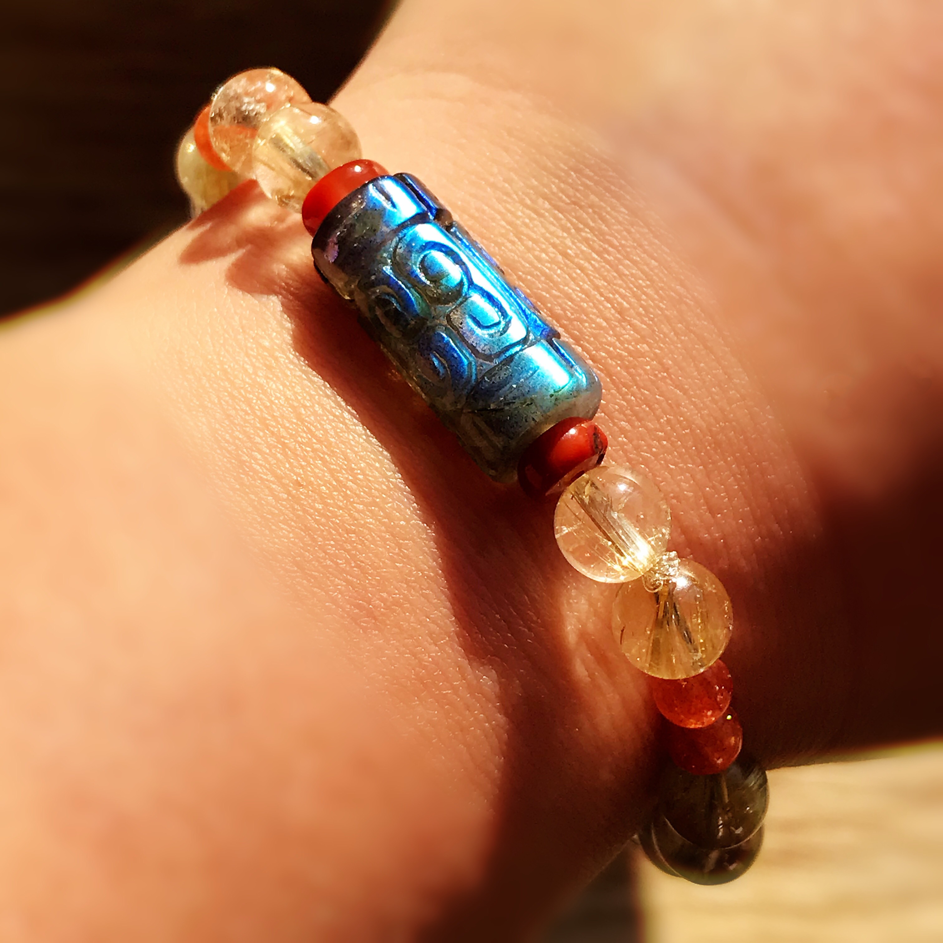 01イギリス発送　限定品  天然石ブレスレット  マイナスイオン トップグレードラブラドライトマニ車