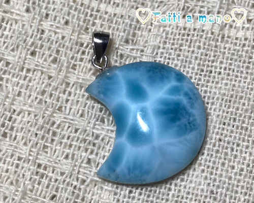 値下げ 特大 ラリマー 三日月 ペンダント 値下げ 特大 ラリマー 三日月