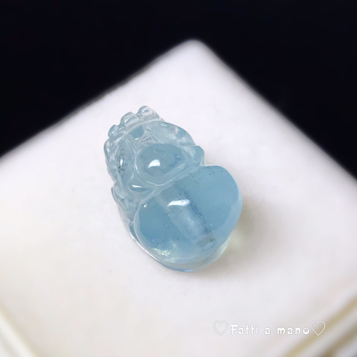 貔貅ちゃん　アクアマリン　アパタイト 可愛い 希少 ハイクオリティ アクアマリン貔貅＜ヒキュウ