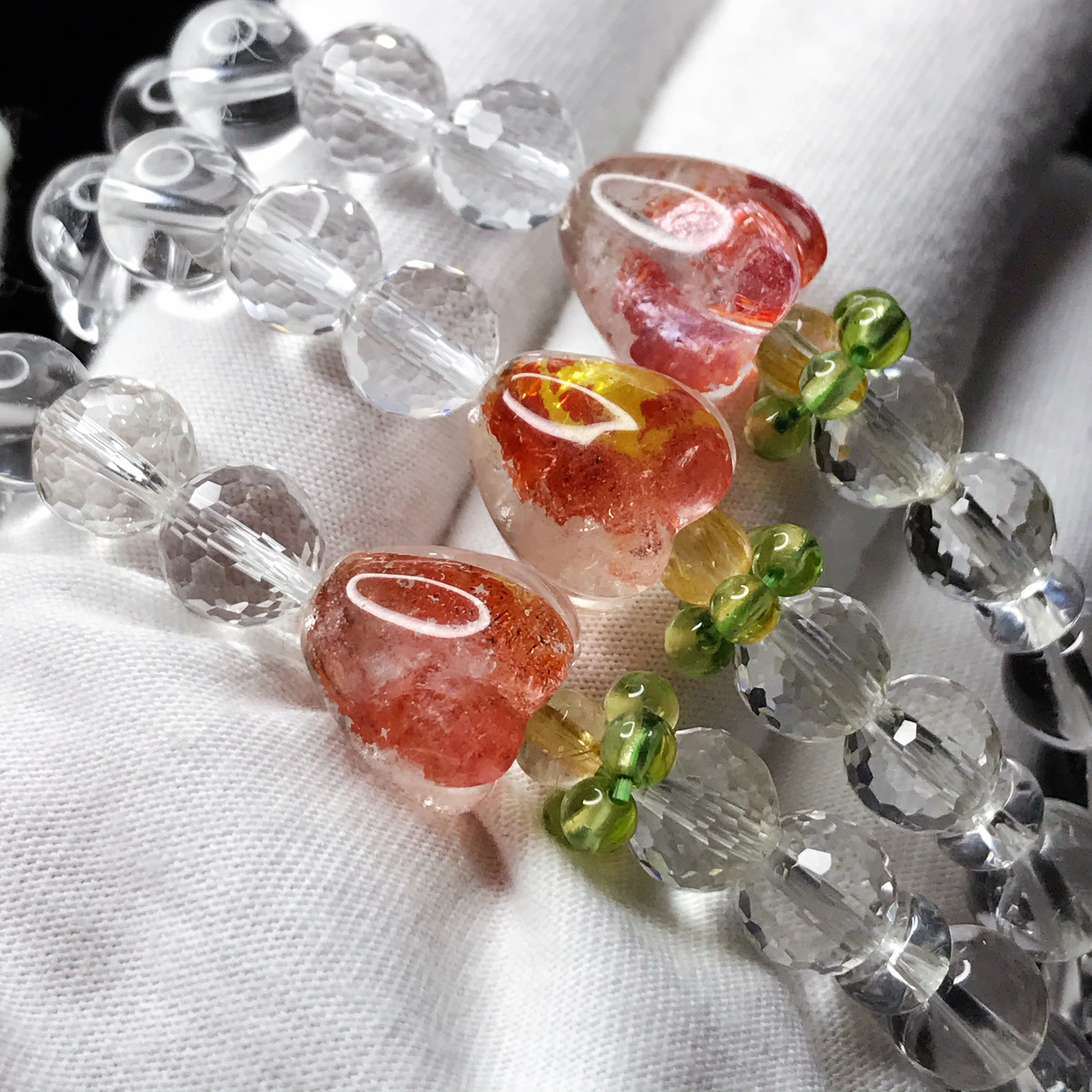 イギリス発送　かなり入手困難 希少 いちごオーロラクォーツ ブレスレット 上品 可愛い 夏