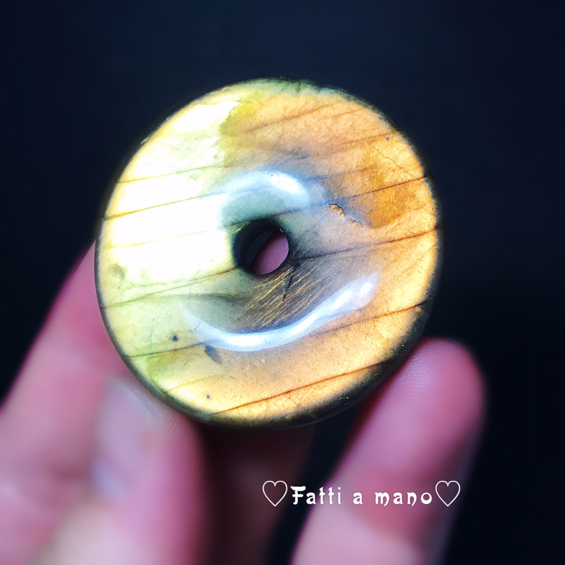 イギリス発送　Bigサイズ 両面ゴールドシラー トップグレード ラブラドライトルース 星あり 宇宙からのメッセージ