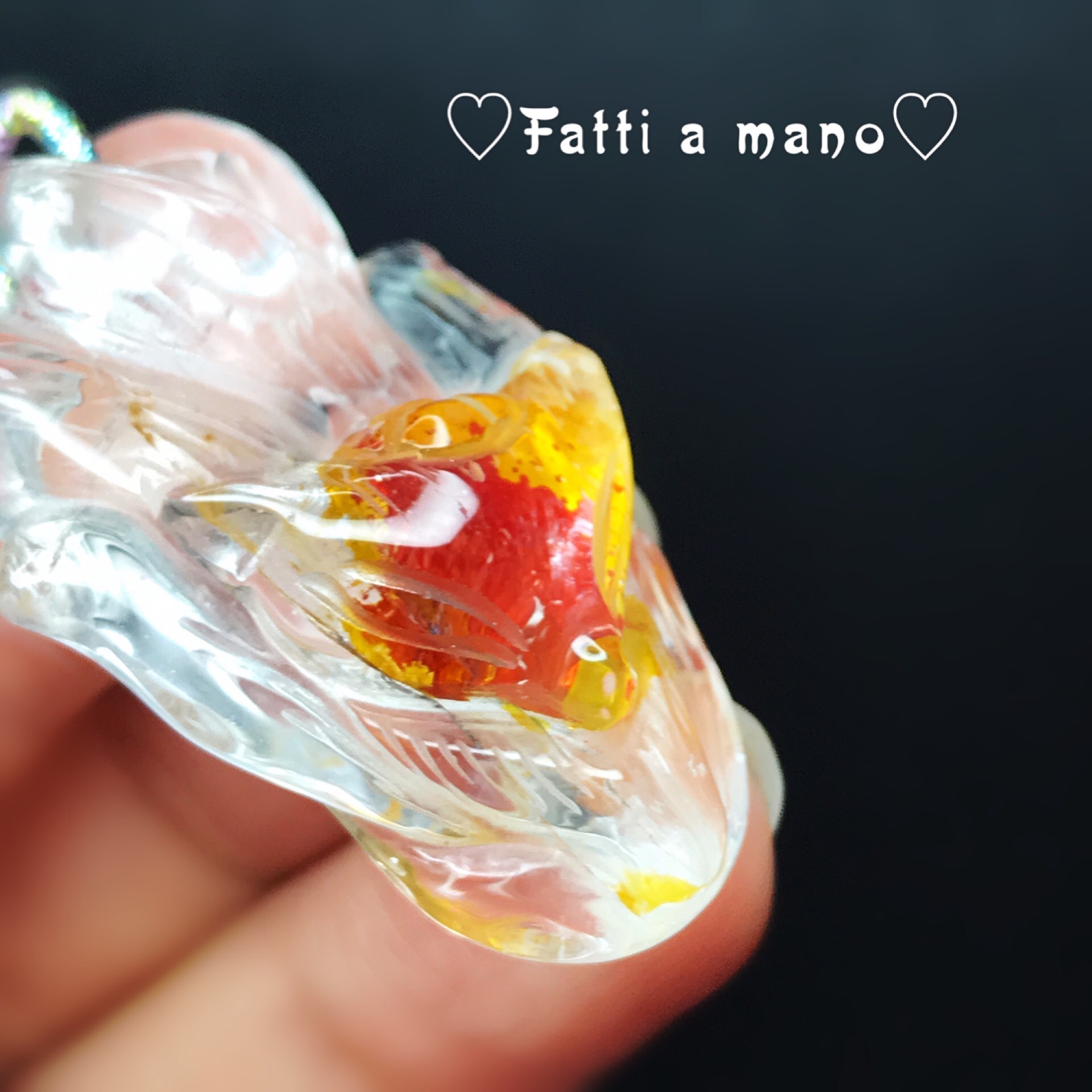 イギリス発送　一点物 かなり入手困難 貴重オーロラクォーツ九尾の狐 ネックレス 手彫り ハンドメイド 上品