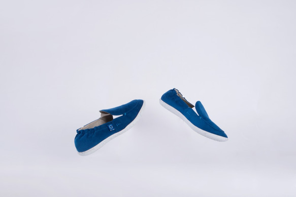【出清特價】FYE樂福懶人鞋   寶藍色  女生款 第3張的照片