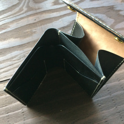 スキモレザー使用コンパクト二つ折り財布〜説明動画あり〜 4枚目の画像