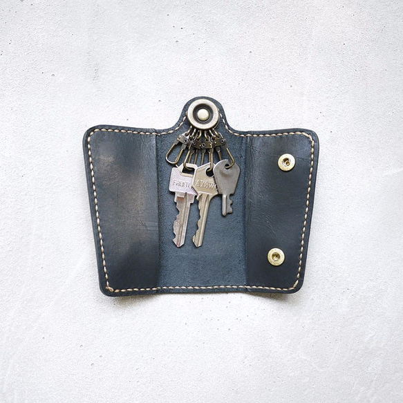 【預購商品】手工真皮古銅環扣鑰匙收納包Made by HANDIIN 第5張的照片