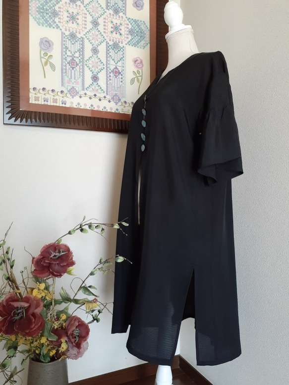 ★　着物リメイク　黒　絽　袖フリル　コートドレスです　!!　★ 7枚目の画像