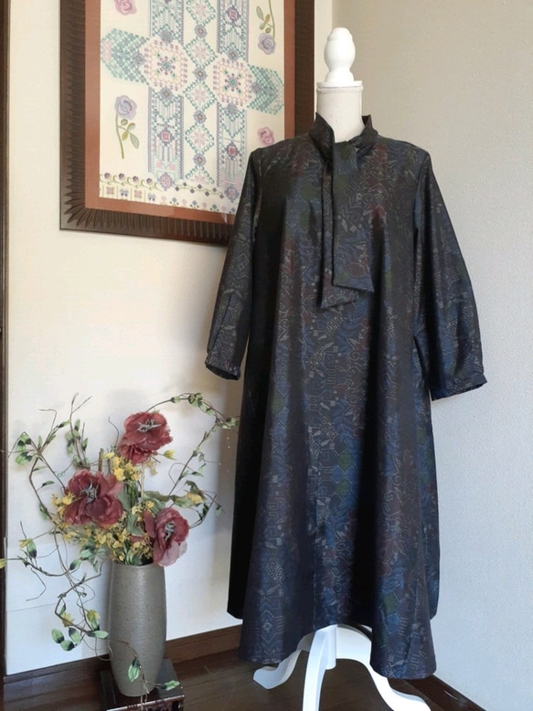 ☆ 着物リメイク 大島紬 ボウタイのフレアワンピースです  