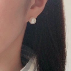 [銷售]白色殼牌珠耳環10毫米14Kgf 第5張的照片