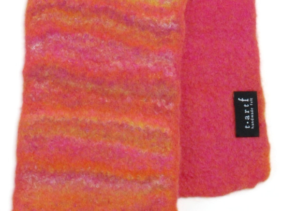 ヨコ縞フェルトのマフラー[ローズ] 3枚目の画像