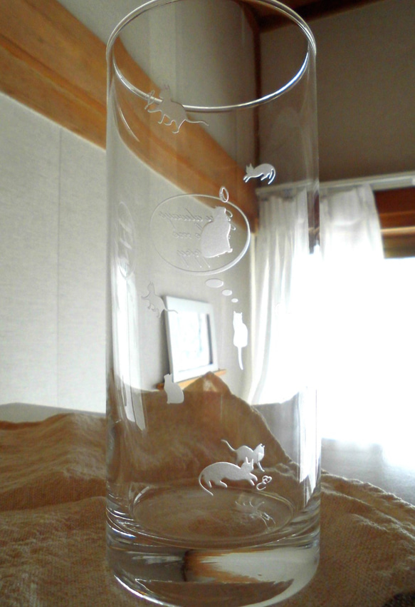 プレゼントにおすすめ！メッセージが彫刻できる猫グラス(無料ラッピングつき) 4枚目の画像