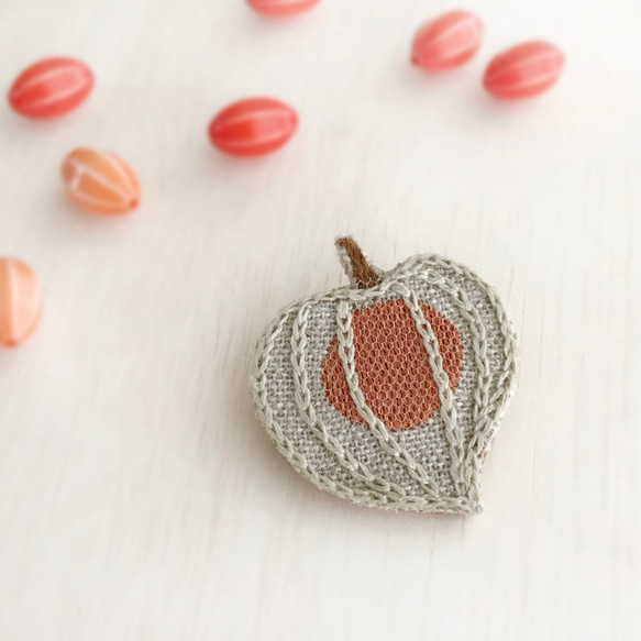 刺繍ブローチ　専用商品 宝石刺繍ブローチ レインボー | KOTORIASOBI