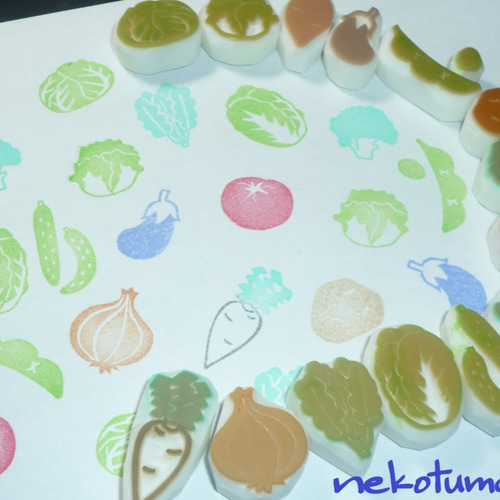 コロコロかわいい選べる野菜はんこ　消しゴムはんこ　はんこ コロコロかわいい選べる野菜はんこ 消しゴムはんこ