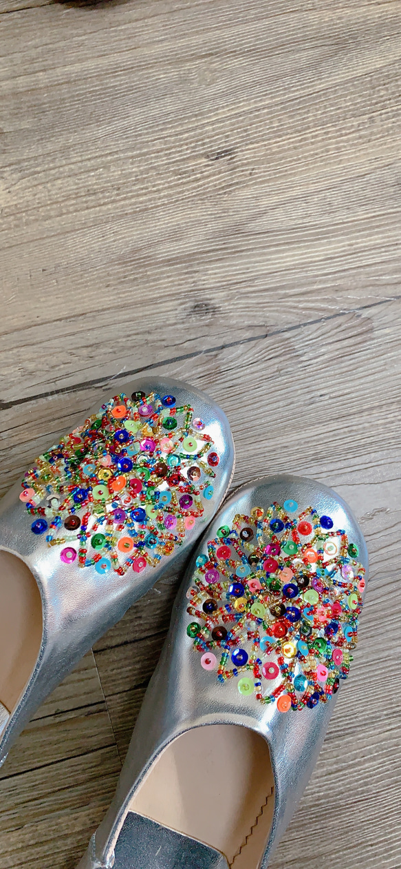 Moroccan Babouche slippers - candy silver 第2張的照片