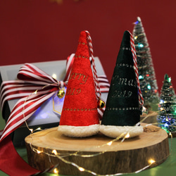 2019 MERRY & CHRISTMAS 聖誕樹掛飾禮盒 / 交換禮物 / 聖誕禮物 / 聖誕襪 第4張的照片