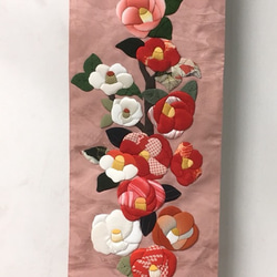 椿の花のタペストリー 1枚目の画像