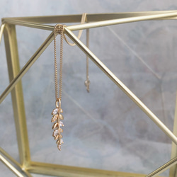 ジルコニアオリーブリーフのネックレス（14kgf） 1枚目の画像