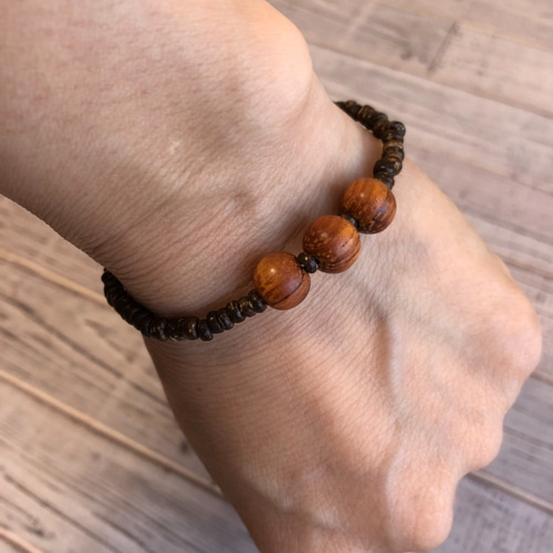 秋色ブラウン ウッドビーズのブレスレット ブレスレット Luminous