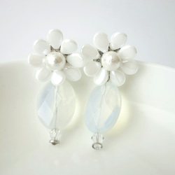 免費送貨♡婚禮♡小花朵和棉花珍珠白耳環 第1張的照片