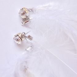 ♡♡也婚禮蓬鬆的羽毛和施華洛世奇鏈耳環 第4張的照片