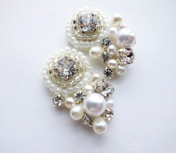 [一再]銷售珠寶刺繡耳環或婚禮的耳環，珍珠♡和施華洛世奇♡ 第5張的照片