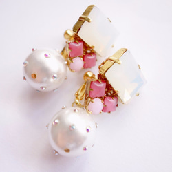 Vintage Swaro和Bijou珍珠粉色耳環 第2張的照片