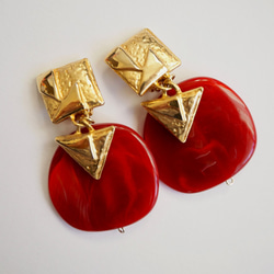 【免費送貨及新作品】復古金色和紅色夾式耳環 第1張的照片