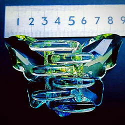 大人気再販✨液体ガラスドーム　バタフライヘアアクセサリー　イエロー&ブルー 3枚目の画像