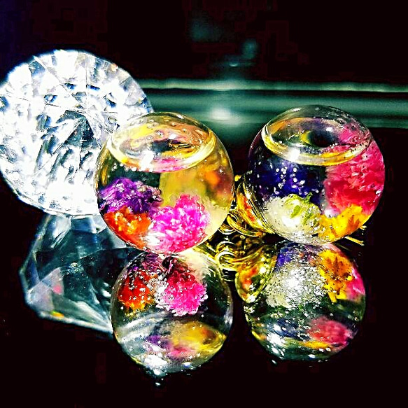新商品✨液体ガラスドーム　かすみ草　ハーバリウム　ガラスドーム　ピンク　スワロフスキー入り 3枚目の画像