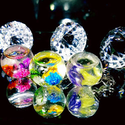 新商品✨液体ガラスドーム　かすみ草　ハーバリウム　ガラスドーム　ピンク　スワロフスキー入り 4枚目の画像