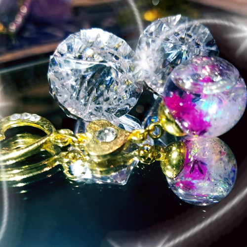 新商品✨残り3点❣液体ガラスドーム ダブルハートきらきら ピアス ハー  