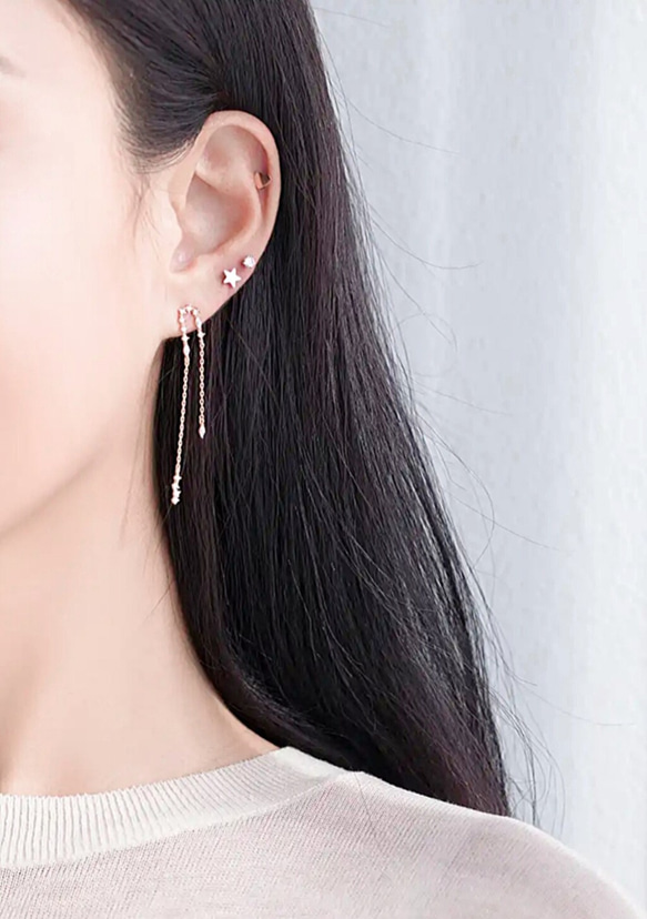 MINI CUBIC CURVE LINE DROP EARRING 6枚目の画像