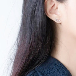 MILKY & CUBIC LEAF EARRING 5枚目の画像