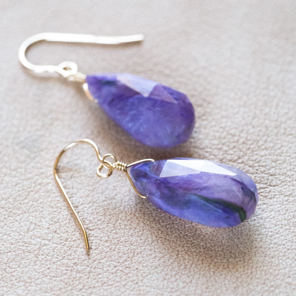 再再販☆高品質ロシアンパープルチャロアイト Russian Charoite☆14kgf☆フックピアス・イヤリング