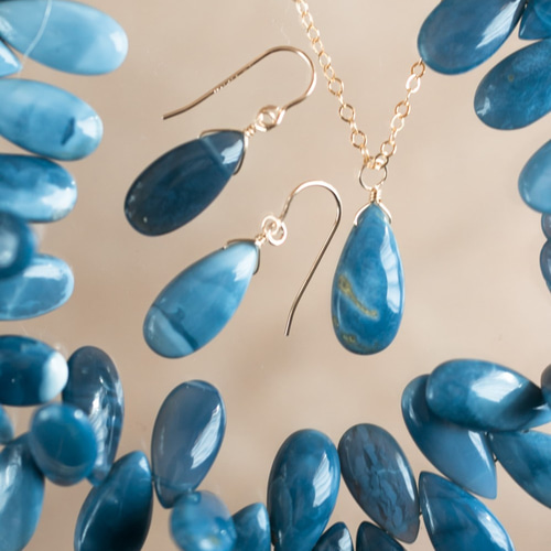 ☆希少高品質ペルジアンブルーオパールスムースペア blue opal☆14kgf