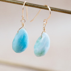 ☆希少高品質ドミニク共和国ラリマーファセットペア Larimar AAA☆14kgf☆フックピアス・イヤリング 2枚目の画像