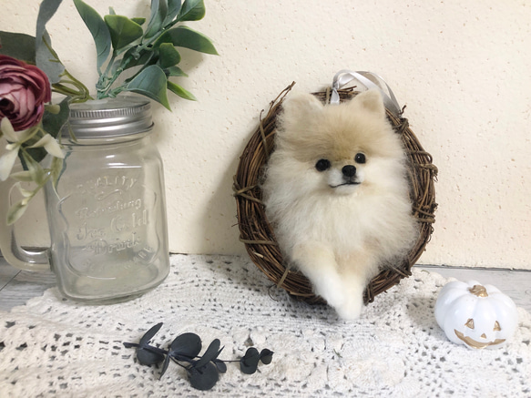 羊毛フェルト ポメラニアンのナチュラルリース 羊毛フェルト