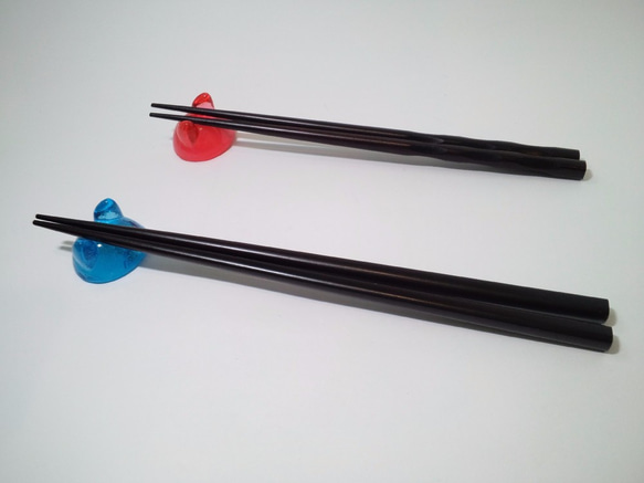 ねこみみ型の箸置き　クリスタルカラー4客セット 2枚目の画像