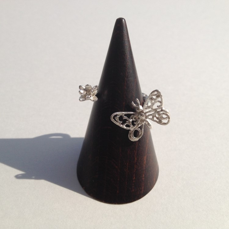 蝶のゆびま（シルバー）