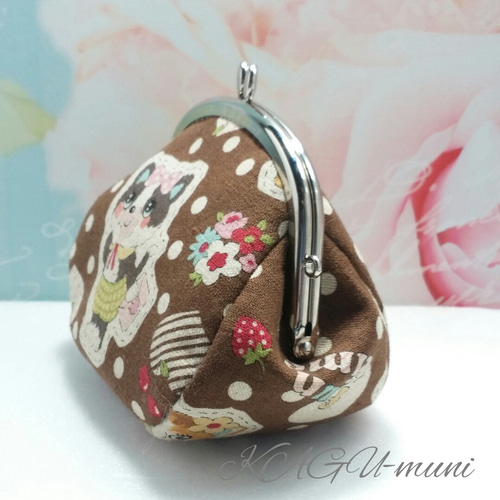 ガマ口　ポーチ　作家物 がま口 仕切り付きポーチ がま口 むに 通販 5701107｜Creema