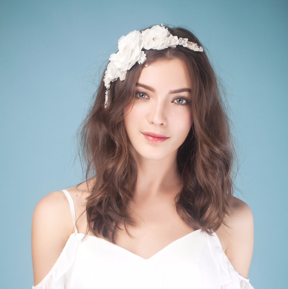 Ofelia皚白蕾絲髮飾◆白色蕾絲花手工製頭飾結婚髪飾新娘飾品婚紗外拍 淡水珍新娘頭飾 第3張的照片