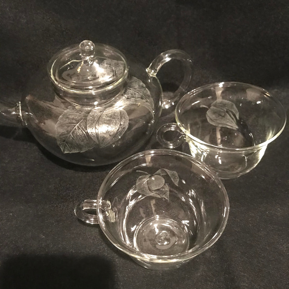 ほおずきの茶器〜手彫りガラス〜 1枚目の画像