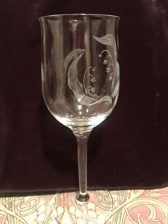 すずらんのワイングラス①〜手彫りガラス〜 5枚目の画像
