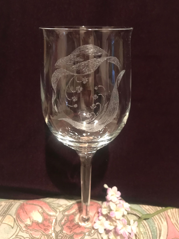 すずらんのワイングラス〜手彫りガラス〜 5枚目の画像