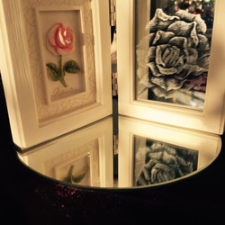 薔薇の鏡フレーム 〜手彫りガラス〜 5枚目の画像