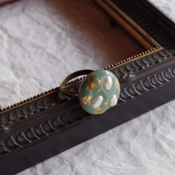 緑青色と真珠の指輪　フリーサイズリング　r-66-2 2枚目の画像