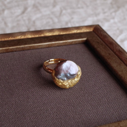 月と真珠の指輪　-B-　本金箔／真鍮　k16gp　フリーサイズリング　r-92-5 2枚目の画像